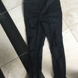 American eagle ripped style jeans